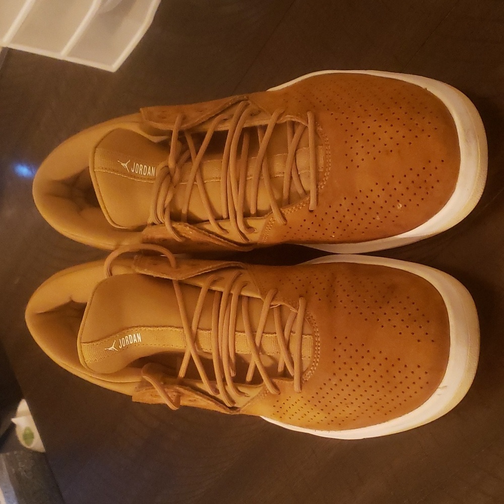 Men's Jordan shoes
